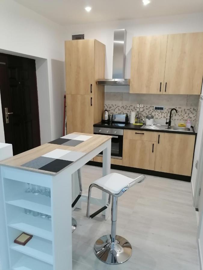 Data Central Studio نوفي ساد المظهر الخارجي الصورة