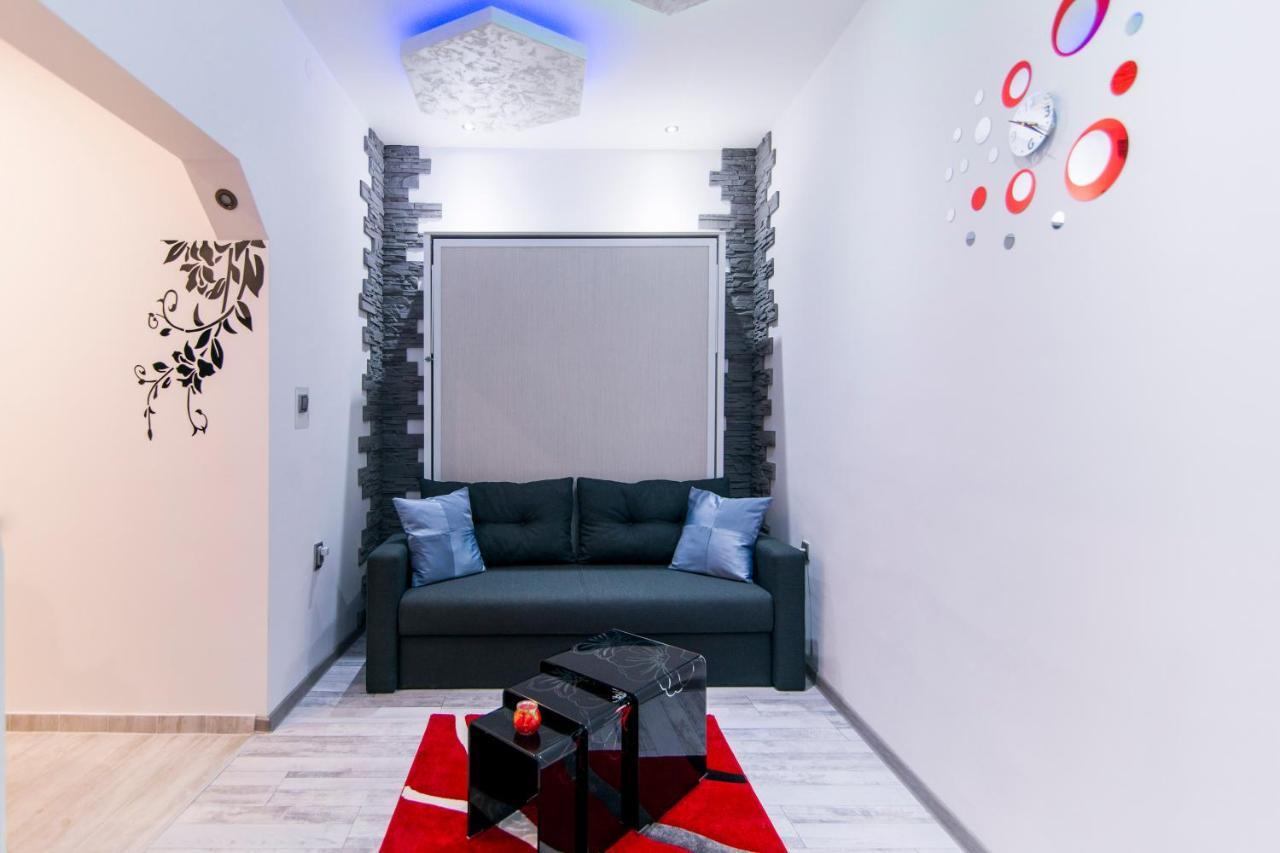 Data Central Studio نوفي ساد المظهر الخارجي الصورة